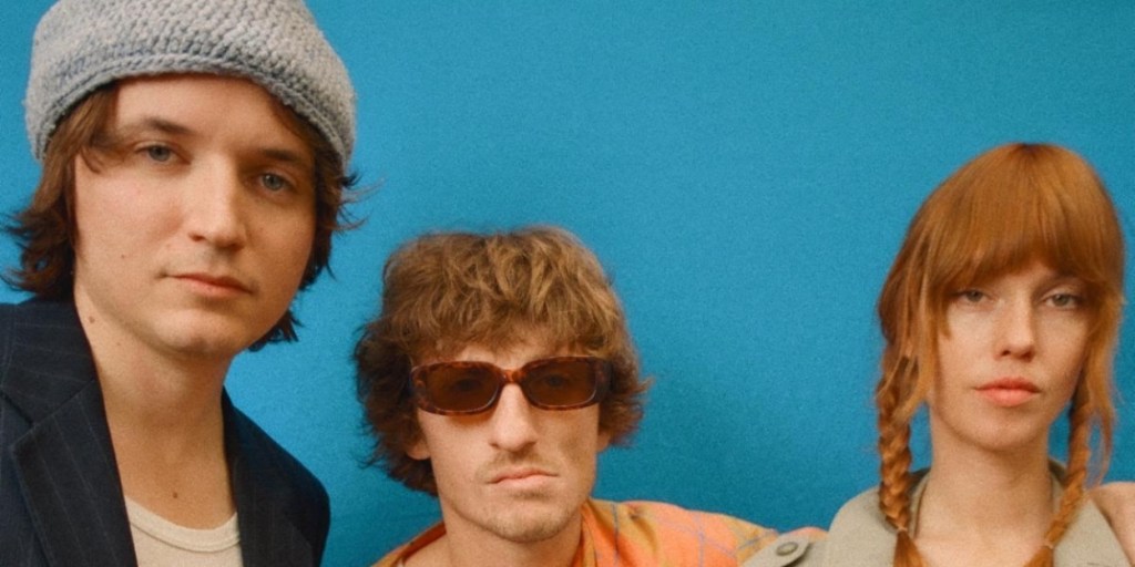 Oracle Sisters release new track “Blue Left&nbsp;Hand”